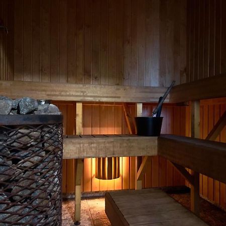 Kihnu Kuelalistemaja Apartamento Lemsi Exterior foto